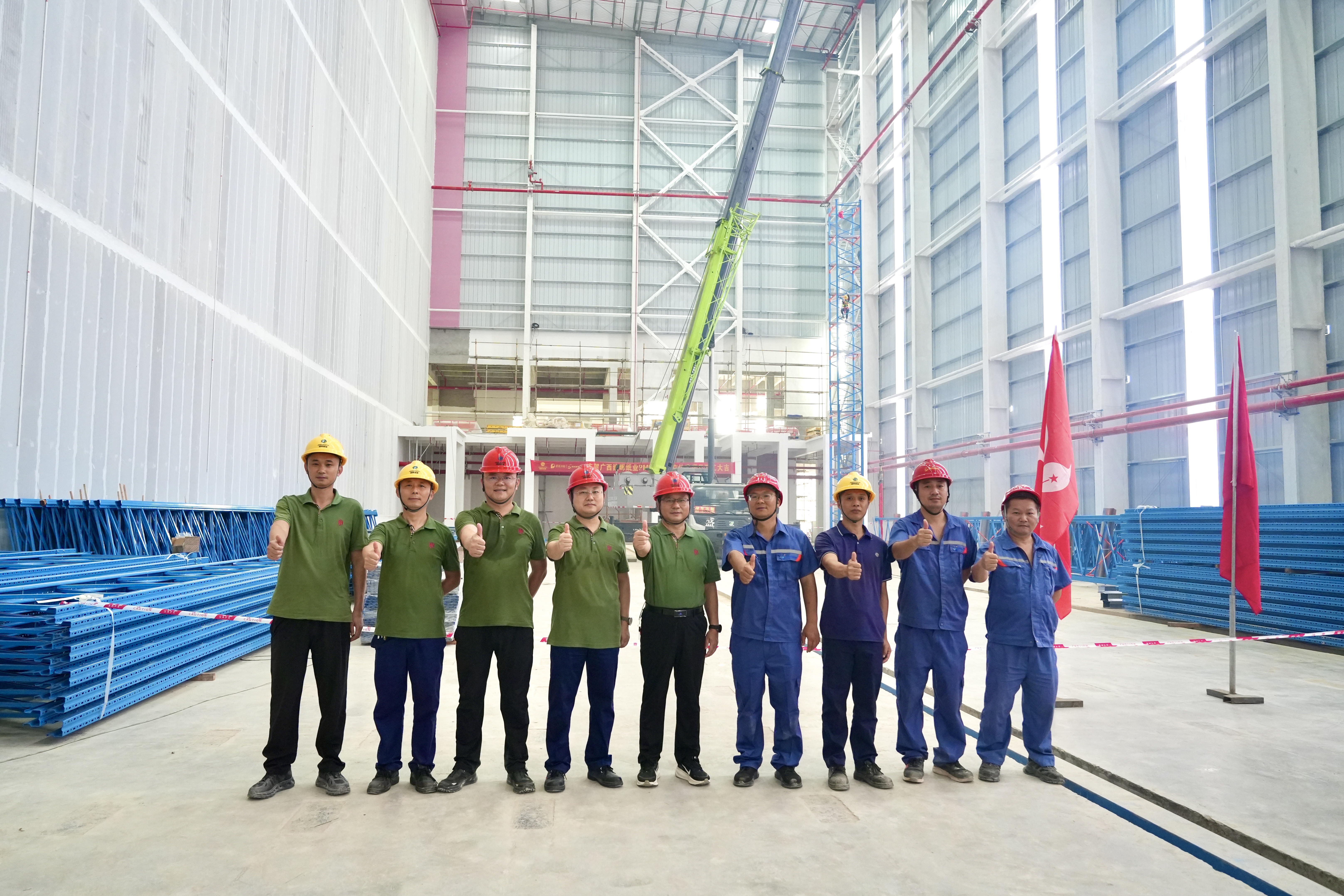 筑造纸业智慧仓储新标杆｜广西建晖智能立体库货架吊装启幕！